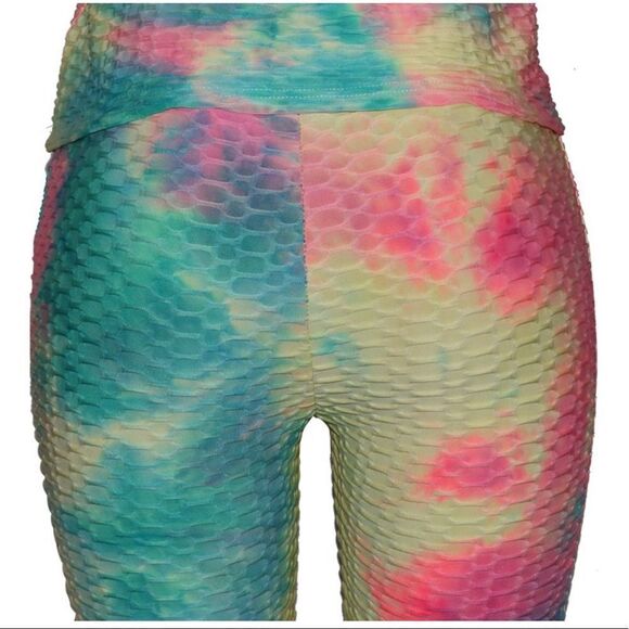 Two piece set, textured shirt and shorts. - Picture 4 of 4